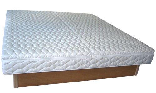 Silverline Wasserbett mit Buchesockel.